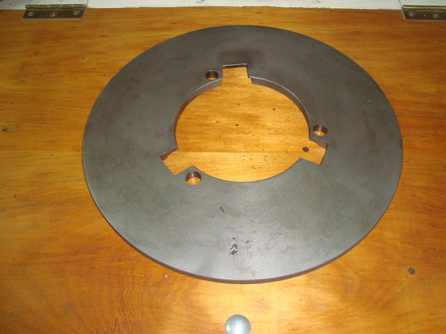 PLACA INTERMEDIA PARA TOMAS DE FUERZA RG